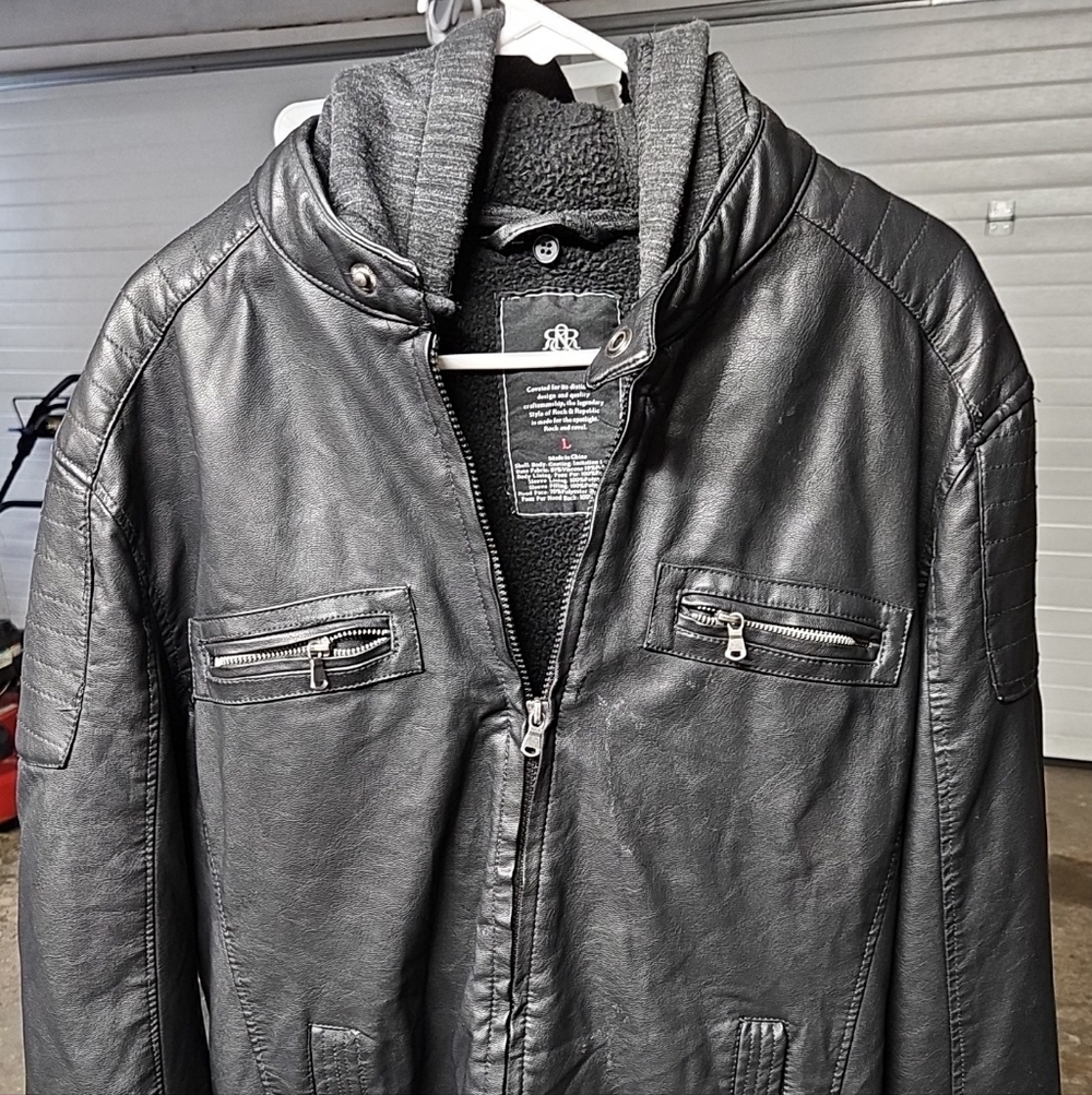 Men's Black Leather Bomber Jacket
